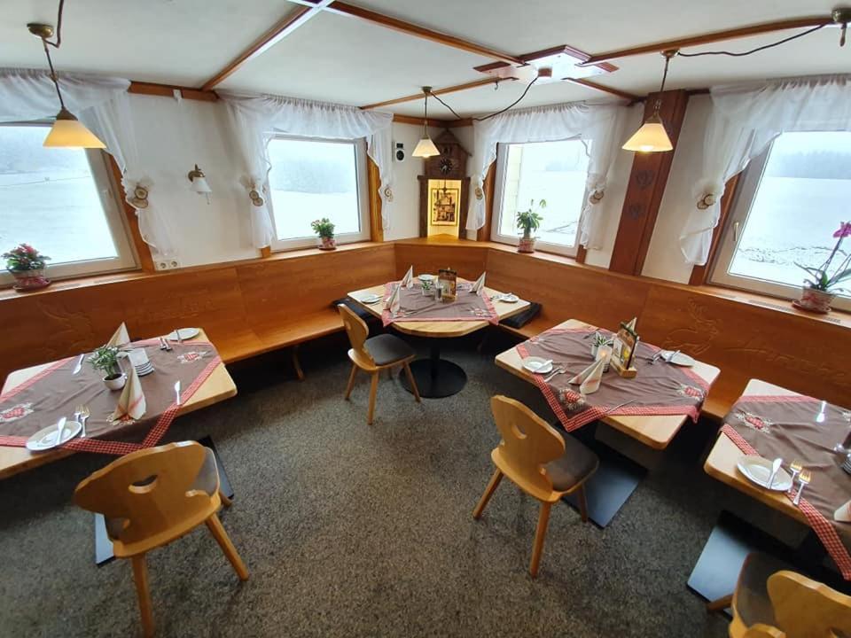 Gasthaus Zum Hirschen Furtwangen Luaran gambar